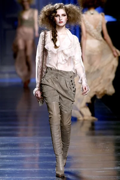 Look 39